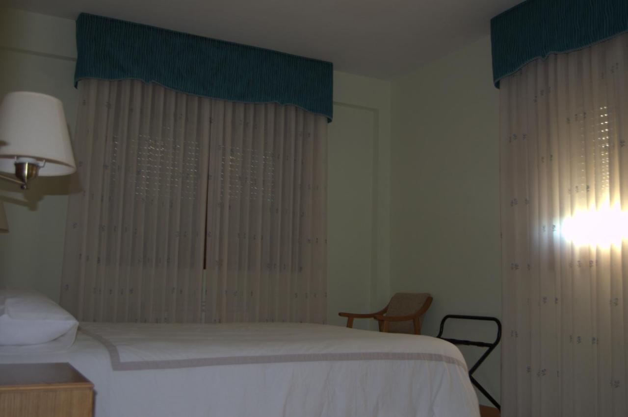 Hotel Restaurante Val Antas de Ulla Extérieur photo